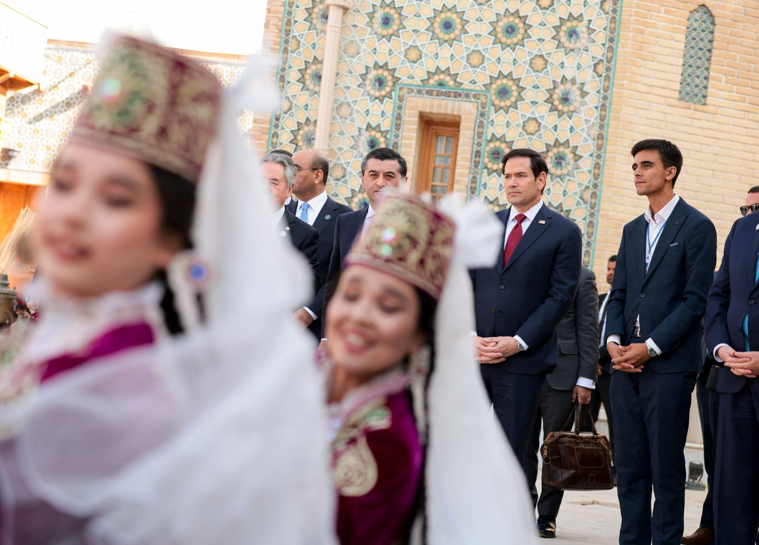 US seek trade deals in Central Asia