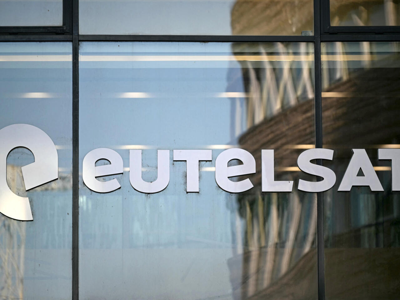 Paratus Namibia launches Eutelsat’s LEO satellite service