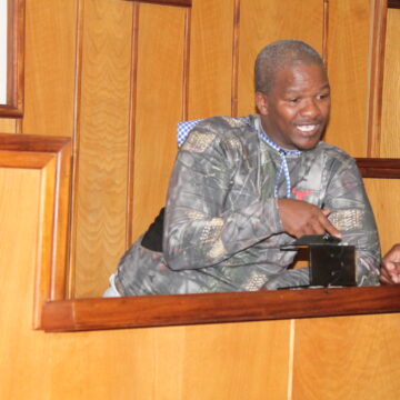 Witness tells court about bloodstained t-shirt