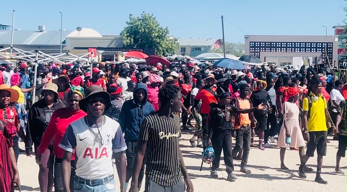 Vendors reject Eenhana market relocation